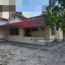 Near Gurney, Kelawei Road, Pulau Tikus