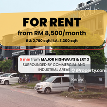 Strategic 1.5 Storey Link Factory @ Glenmarie For Rent