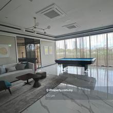 5 mins walk to KL CBD & LRT and MRT Station