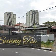 Corner House Face Main Road 3000sf