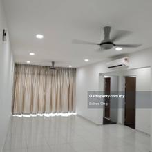 Freehold condo Below market price 1200sf KL city view Good condition