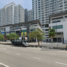 High Exposure Facing Main Road Shop Lot For Rent