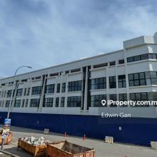 Puchong Utama New Shop Facing LDP Highway