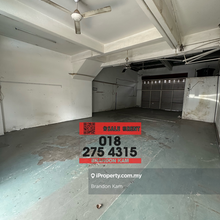 Terrace Factory For Rent 1.5 Storey Rental 2500