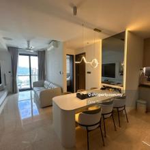 Fully Renovated & Fully Furnished unit