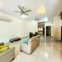 Three storey freehold  superlink