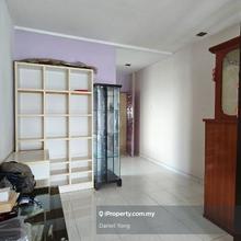 Tampoi indah Sri Akasia apartment corner unit