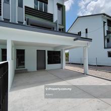 5 Bedrooms 3 Storey Terrace Antara Gapi Serendah
