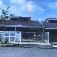 Single storey house in iringan bayu,seremban 