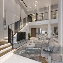 Duplex Unit 1367sqft - Walking Distance To MRT