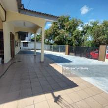 Corner Single Terrace at Batu Berendam For Rent