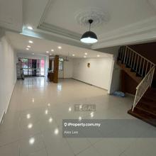 Full Extend Up Down Facing Open 20x80 Palm Grove Chi Liung 2 Storey