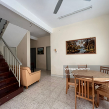 Terrace house for Sale