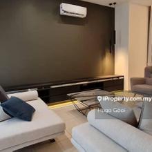 Extensive Renovation&Quality Furniture, Come with Private Lift&Garage