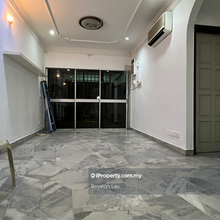 1 sty hse at Bdr Sri Damansara Sd4 near MRT 