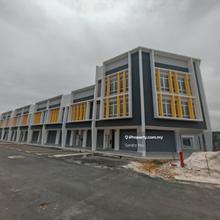 3 storey Corner Shoplot in Rawang for Rent