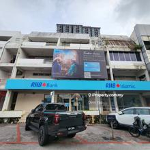 Beyond 4% ROI 4 Sty Intermediate Shoplot Surrounded by Top Retailers