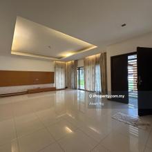 2 Storey Corner Bungalow with Very Good Condition & Facing North
