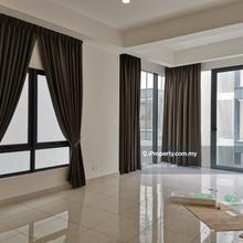 Empire Residence , Damansara Perdana