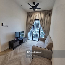 Fully Furnished 2-Beds Unit For Rent / Sale 