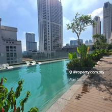 Sky-High Luxury KLCC Penthouse: Mall & Monorail Access