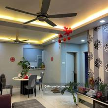 Aman Heights Freehold with 2 Car Park Renovated for Sale