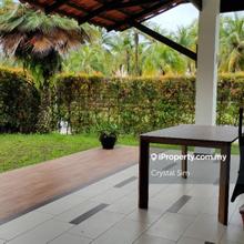 Seremban 2 Club house Bungalow Endlot Unit For Sale
