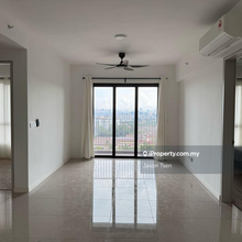 Middle floor unit 