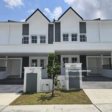 Brand new unit for let