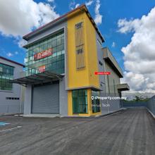 Valdor@The Hub Industrial Detached Factory For Sale With 35ft Ceilling