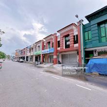 Below Bank Value Main Road Batu Berendam Iks Merdeka Melaka 2s  Shop