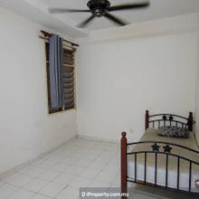 Lower floor Lagoon Perdana Apartment Bandar Sunway