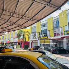 Kota Tinggi Town @3 Storey Intermediate Shoplot 