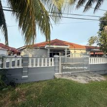 Taman Mega Ria Tangkak Corner Lot Big Side Land Furnished