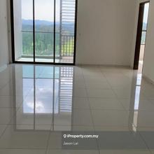 Suria Putra @ Sungai Buloh condo for sale!