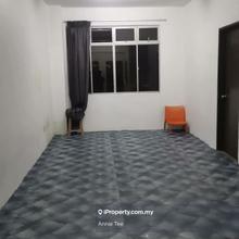 Ehsan Jaya/ Shop Apartment/ Partial Furnished/ Lower Floor 