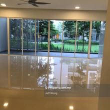 Pavilion Hilltop, garden villa duplex, partly furnished 