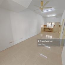 Full Loan Townvilla Townhouse Lower Floor Corner Land Tasik Puchong