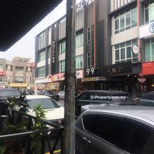 Ground Floor Shop @ Bandar Baru Sri Petaling Ready For Rent