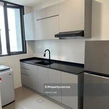 Walking distance to ciq