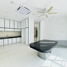 Fully Furnished 3 Storey Clover Garden Residence
