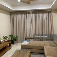 For Sale Suria Jelutong Service Residence// Superb Condition Well Kept