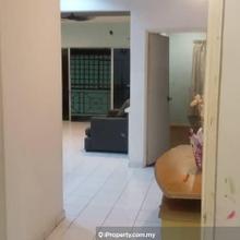 Lily & Jasmine Apartment 3bed Tampoi Indah Johor Bahru
