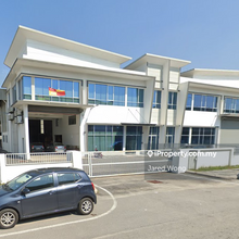 Prime Location Semi Detached Factory @ Puchong Industrial Park Rent!!