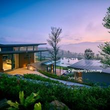 Freehold land with panoramic view of lush green, farm retirement home