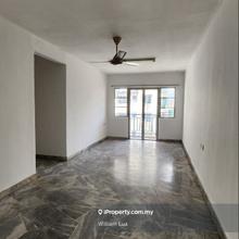 Genting Court Condo, Setapak. Middle Floor (Corner Unit) for Sale