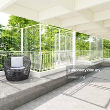 Courtyard unit with fully new renovation with pool 