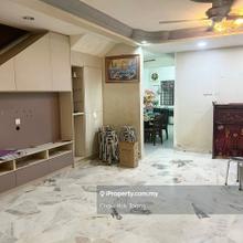 Extended Double Storey Terrace House Taman Desa Serdang Seri Kembangan