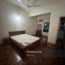 Seri Maya Condominium, Unit available for Rent !