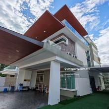 3 Storey Zero Lot Bungalow 